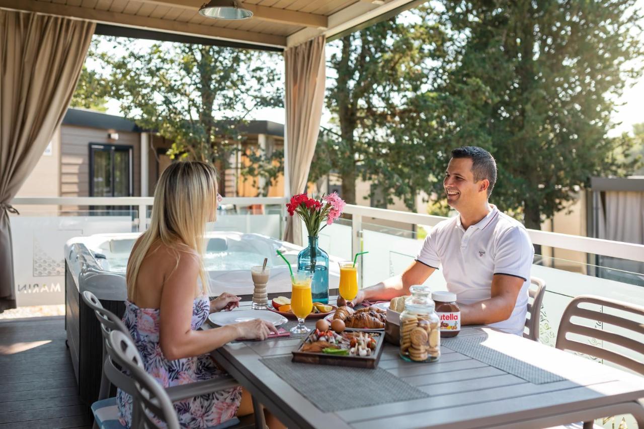 Premium Camping Homes Santa Marina, Lanterna Tar-Vabriga Dış mekan fotoğraf