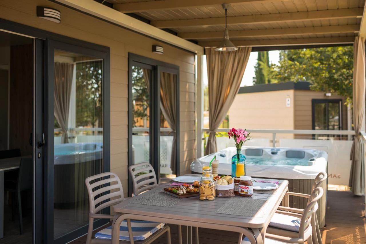 Premium Camping Homes Santa Marina, Lanterna Tar-Vabriga Dış mekan fotoğraf