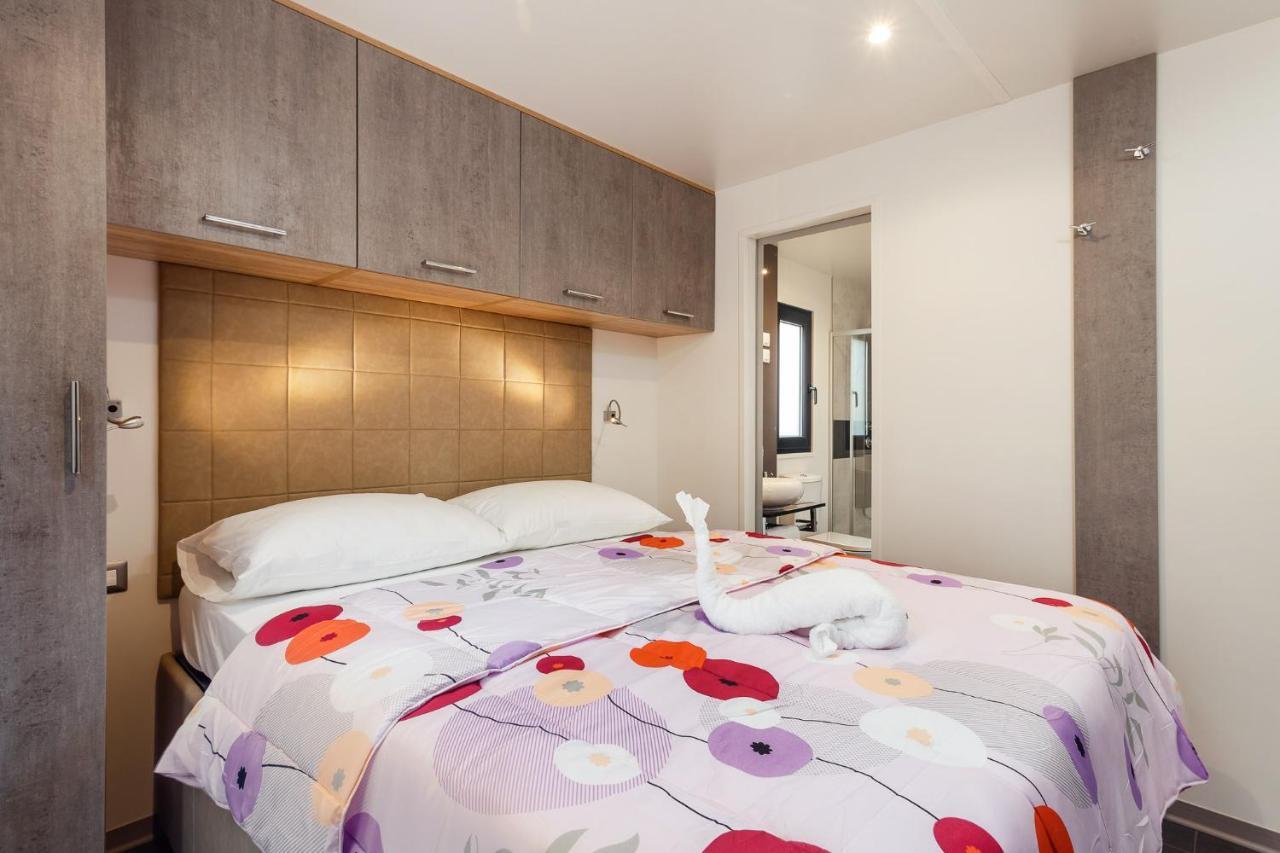 Premium Camping Homes Santa Marina, Lanterna Tar-Vabriga Dış mekan fotoğraf