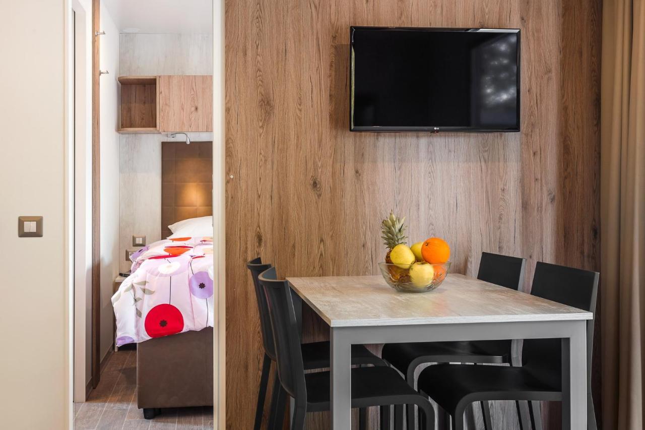 Premium Camping Homes Santa Marina, Lanterna Tar-Vabriga Dış mekan fotoğraf